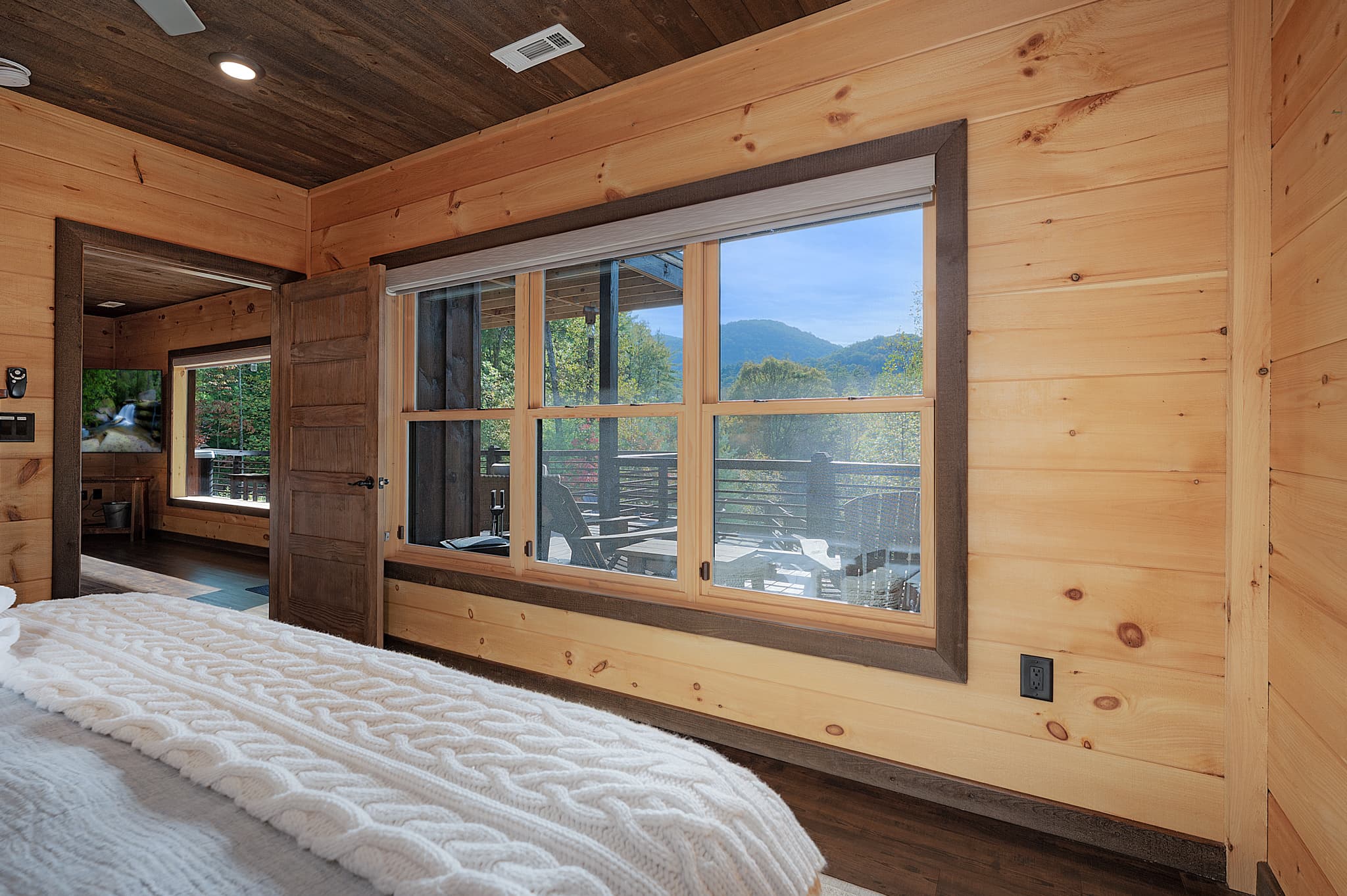 Lower King Bedroom