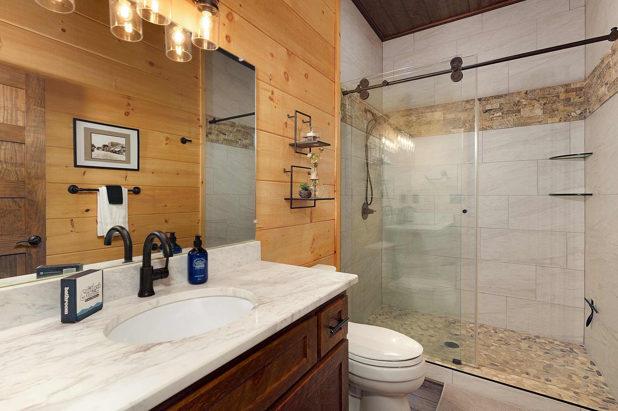 Bedrooms & Baths